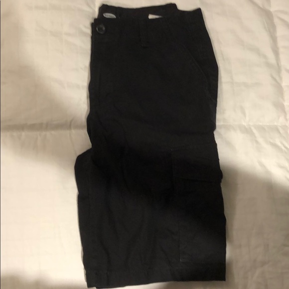 Old navy black cargo shorts - Picture 7 of 7
